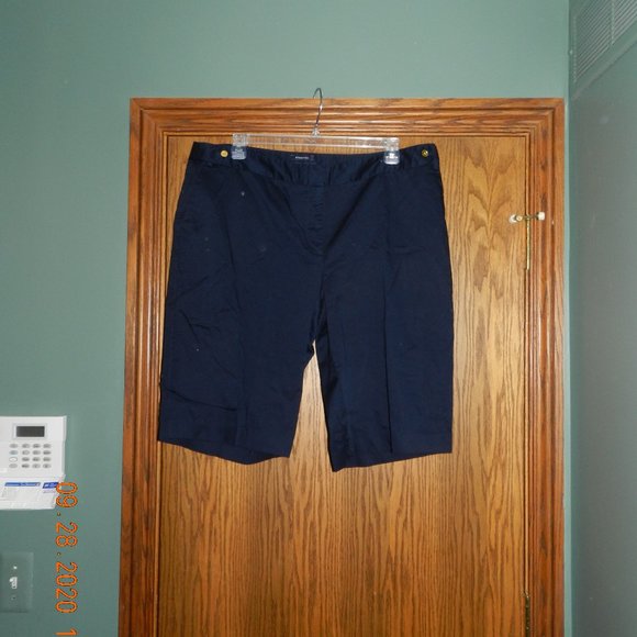 Jones New York Pants - Women's Jones New York Navy Shorts